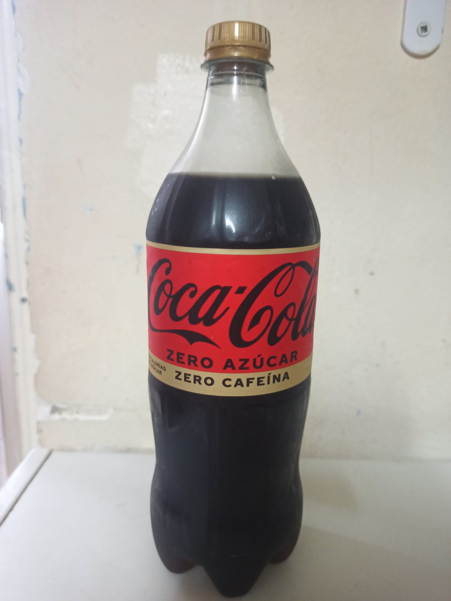 COCA COLA ZERO AZÚCAR Y ZERO CAFEÍNA 1 L